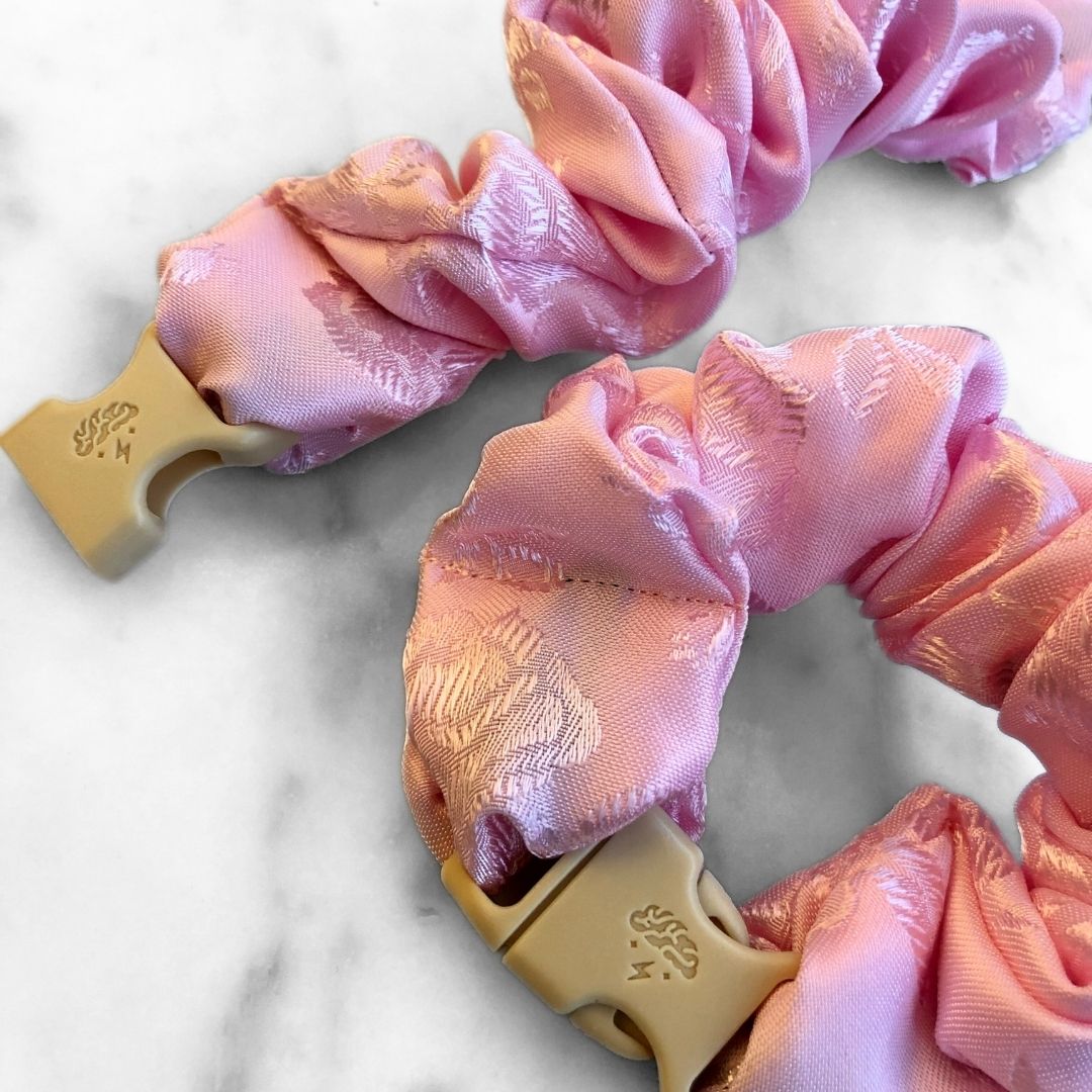 Empress Pink Buckle Scrunchie - Lunar New Year Áo Dài - No Snagging, No Tangles