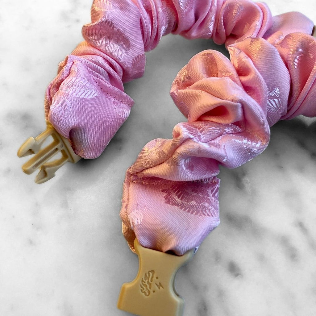 Empress Pink Buckle Scrunchie - Lunar New Year Áo Dài - No Snagging, No Tangles