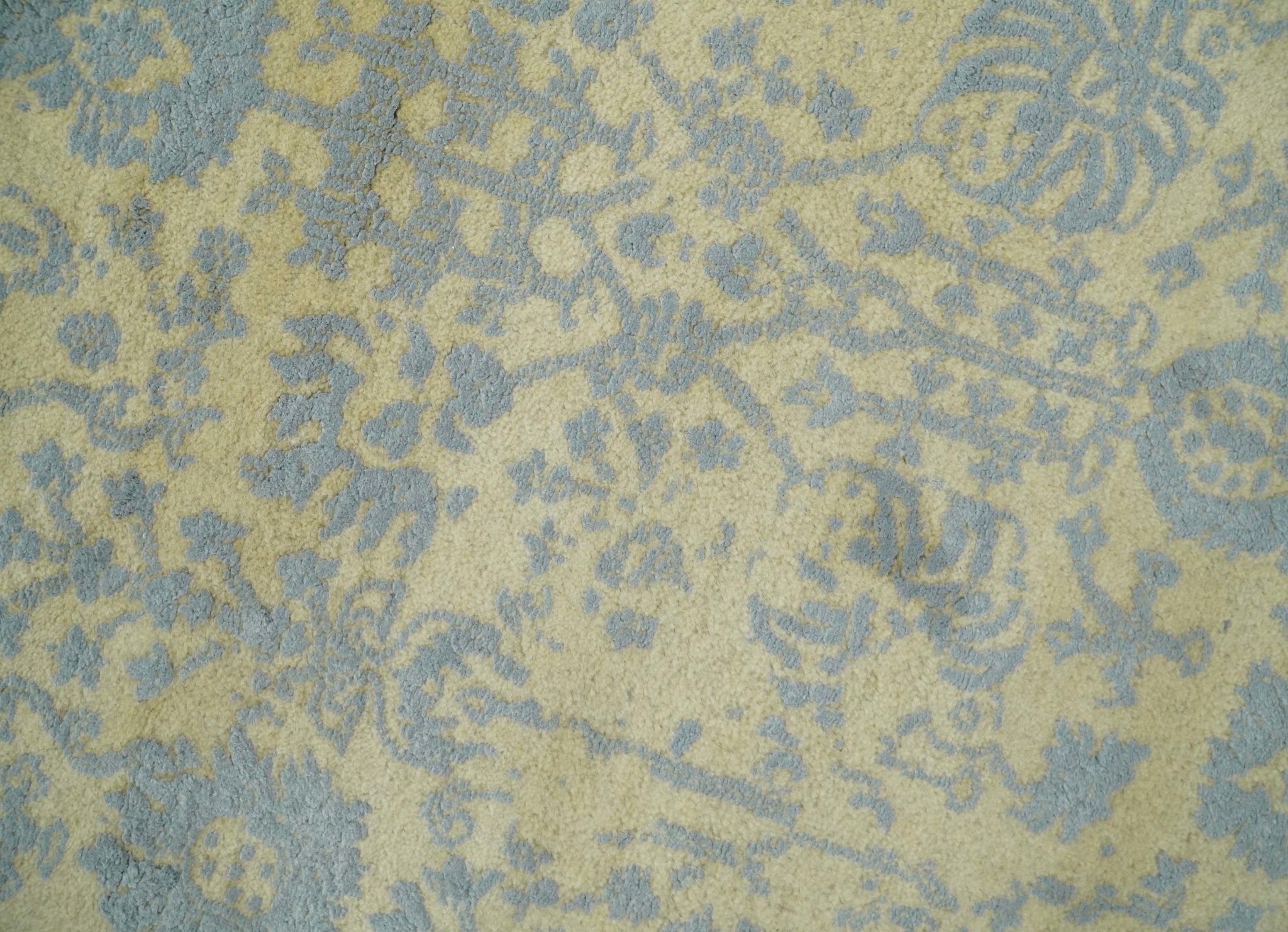 4x6 Fine Hand Knotted Gold and Silver Traditional Persian Style Antique Wool and Silk Rug
